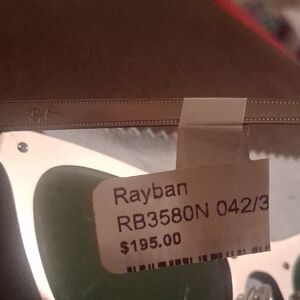 Ray-Ban Silver Frame Sunglasses with Green Lenses. New Never Worn. No Scratches